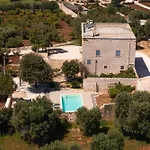 Masseria Pezza La Spina Con Piscina * オストゥーニ