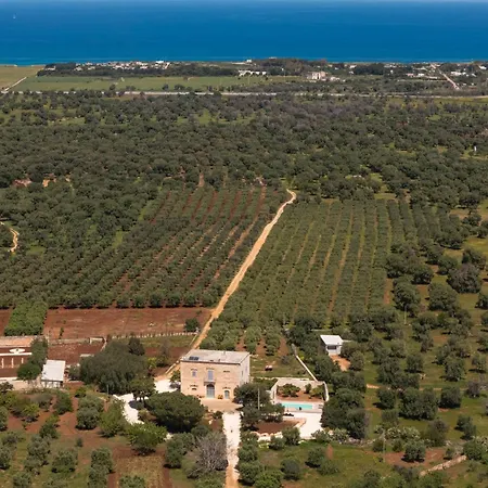Masseria Pezza La Spina Con Piscina Βίλα *