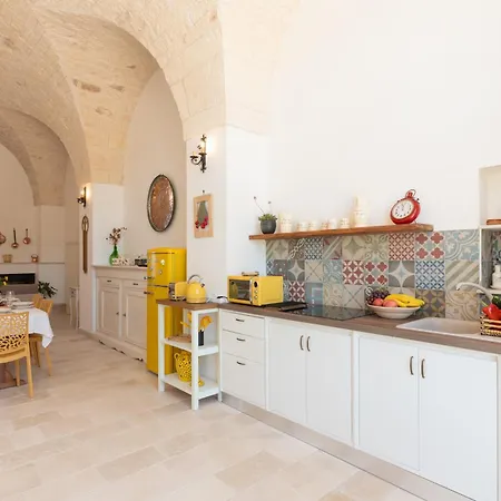 Masseria Pezza La Spina Con Piscina Ostuni